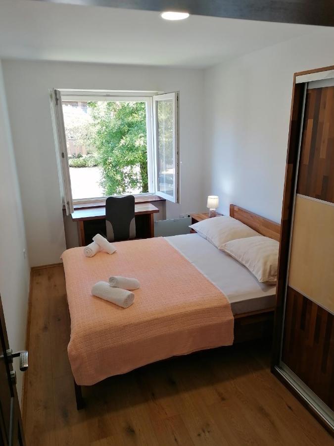 Apartment "B" 50 M From The Beach Zadar Exteriér fotografie